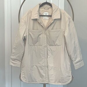 Abercrombie nylon unquilted mid length oversized nylon jacket cream size m